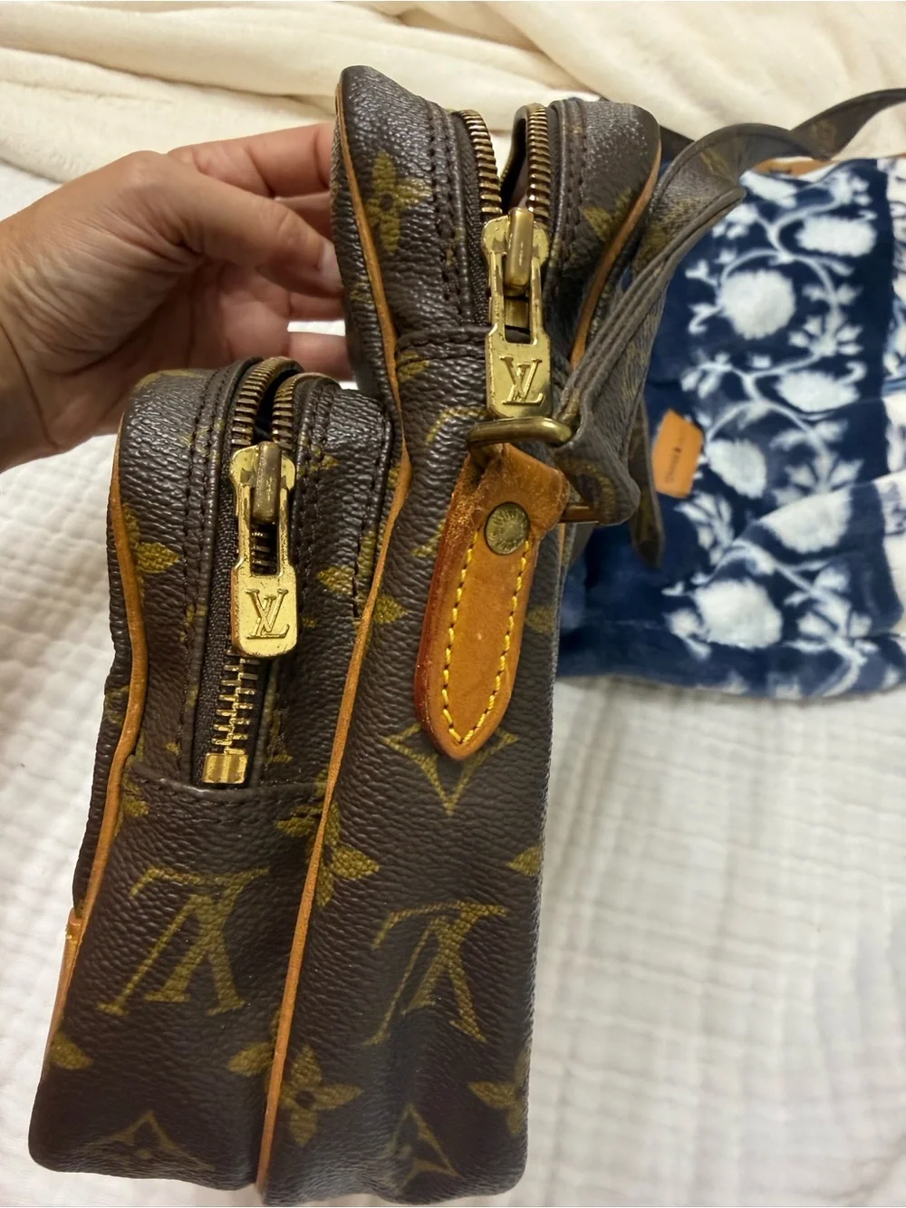 Louis Vuitton Amazon Monogram Crossbody Bag - Picture 9 of 11